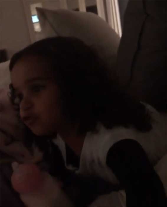 Rob Kardashian sproži debato o starševstvu, potem ko je delil novi video hčerke Dream
