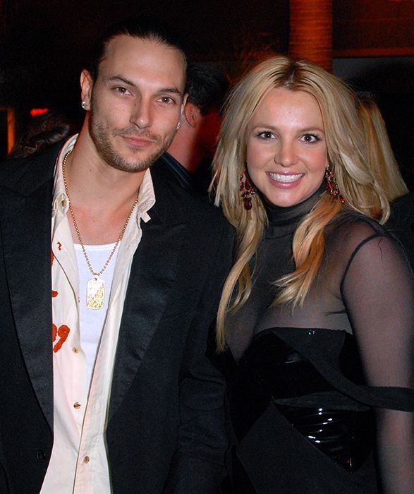 Britney Spears paljastab, et ta on 'beebimamma', kui jagab haruldast perepilti