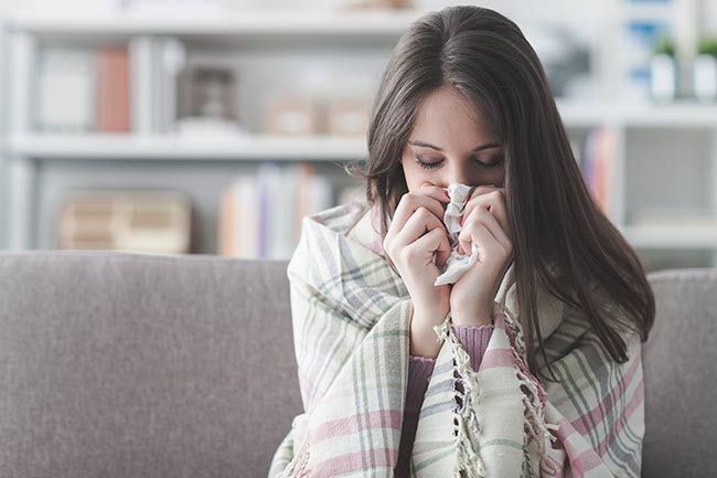 Frau-mit-Grippe
