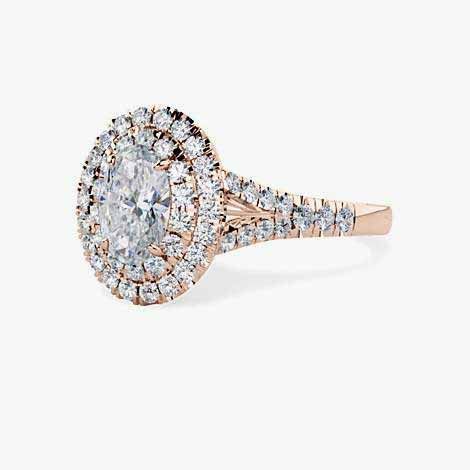 anillo-ovalado-puramente-diamantes