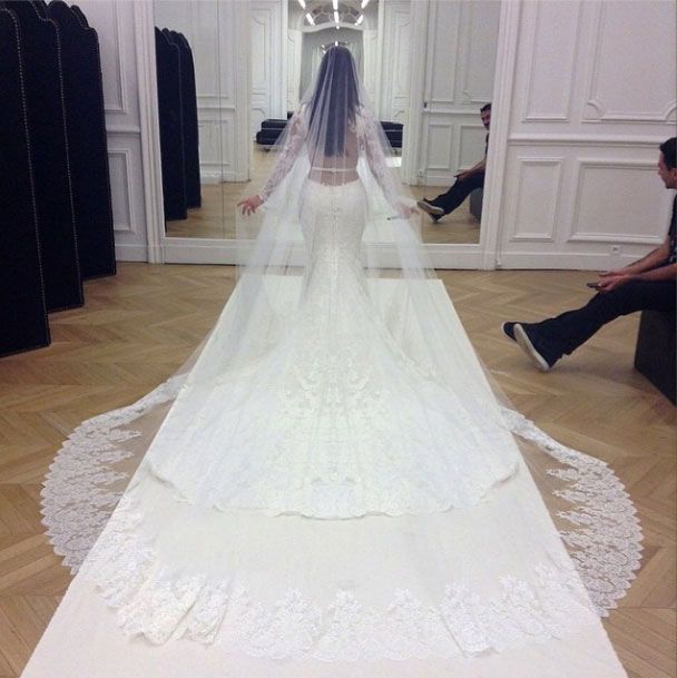 Kim-Kardashian-Hochzeitskleid