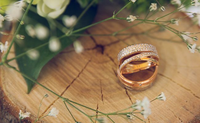 Engagement-Ringe-Verlobung