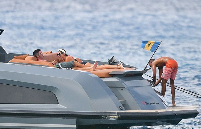 lauren-silverman-black-bikini-on-yacht