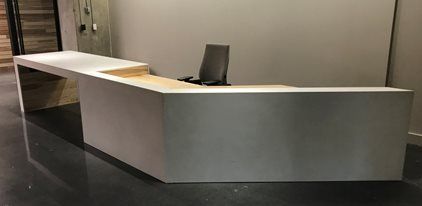 Betongbord, resepsjon for kontor Livingstone Concrete Studios Lincoln, RI