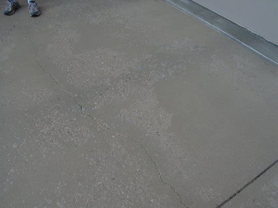 Calzada de concreto astillado - Reparaciones y soluciones
