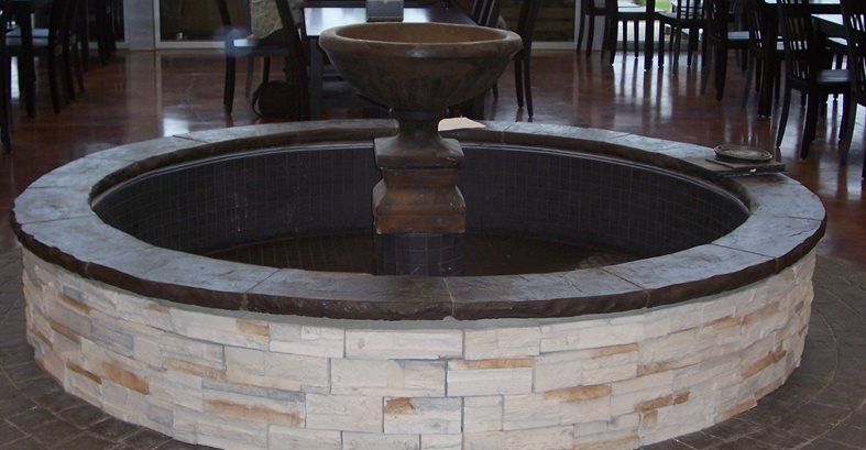 „Circle Fountain“, grindinio klojimo aikštelė, akmens masės betono gamybos paslaugos, „Gravette“, AR