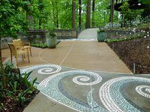 T.b. Penick & Sons, botanični vrt Atlanta, Storza Woods, betonske steze Wave Mosaic T.B. Penick & Sons, Inc. San Diego, CA