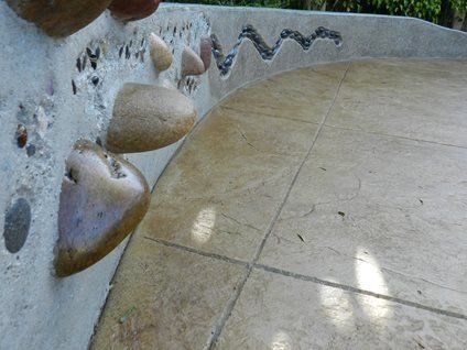 Sienu dizains, zemas sienas vietnes redzamības zem Laguna Niguel, CA