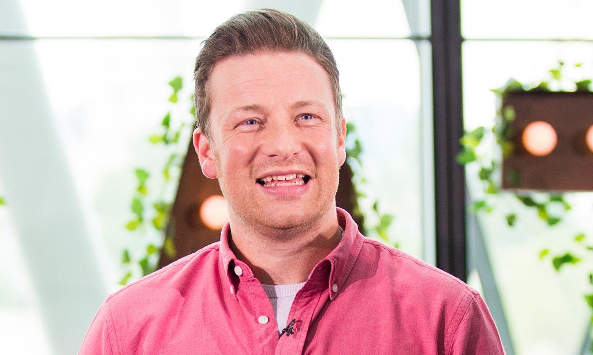 Jamie Oliver kinkis just augus olevale kärnkonnale jõulupöörde - ja YUM