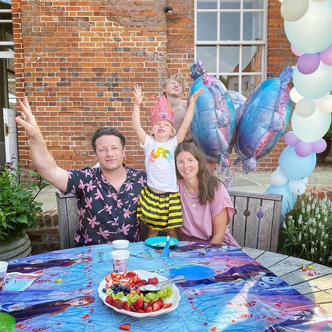 Jamie Oliver: Alles, was Sie über den Starkoch wissen müssen