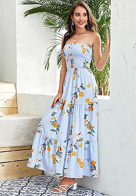 फल और फूलों की स्ट्रैपलेस ड्रेस शीन