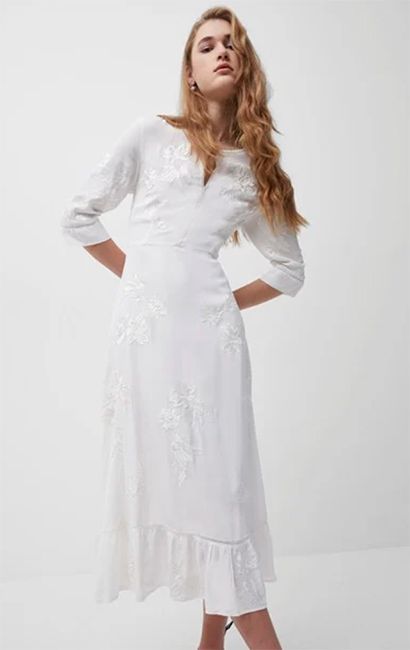 fc-balta suknelė