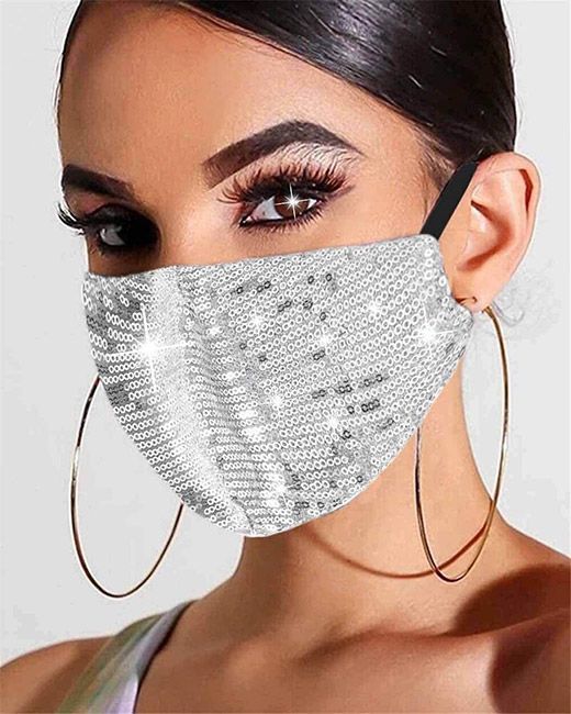 22 glitzernde Gesichtsmasken, die Sie tragen können, wenn Sie etwas Glamour mit Ihrer Gesichtsbedeckung wünschen