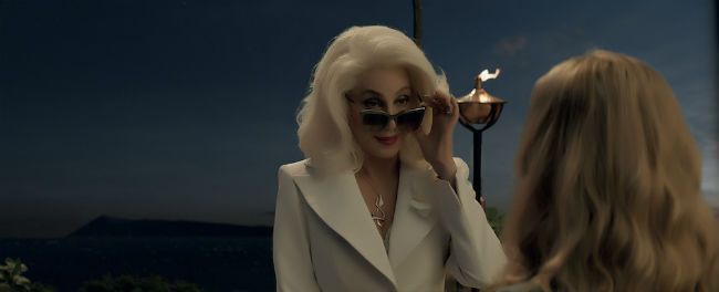 Cher revela su reacción cuando le pidieron que interpretara a la madre de Meryl Streep, y es muy gracioso
