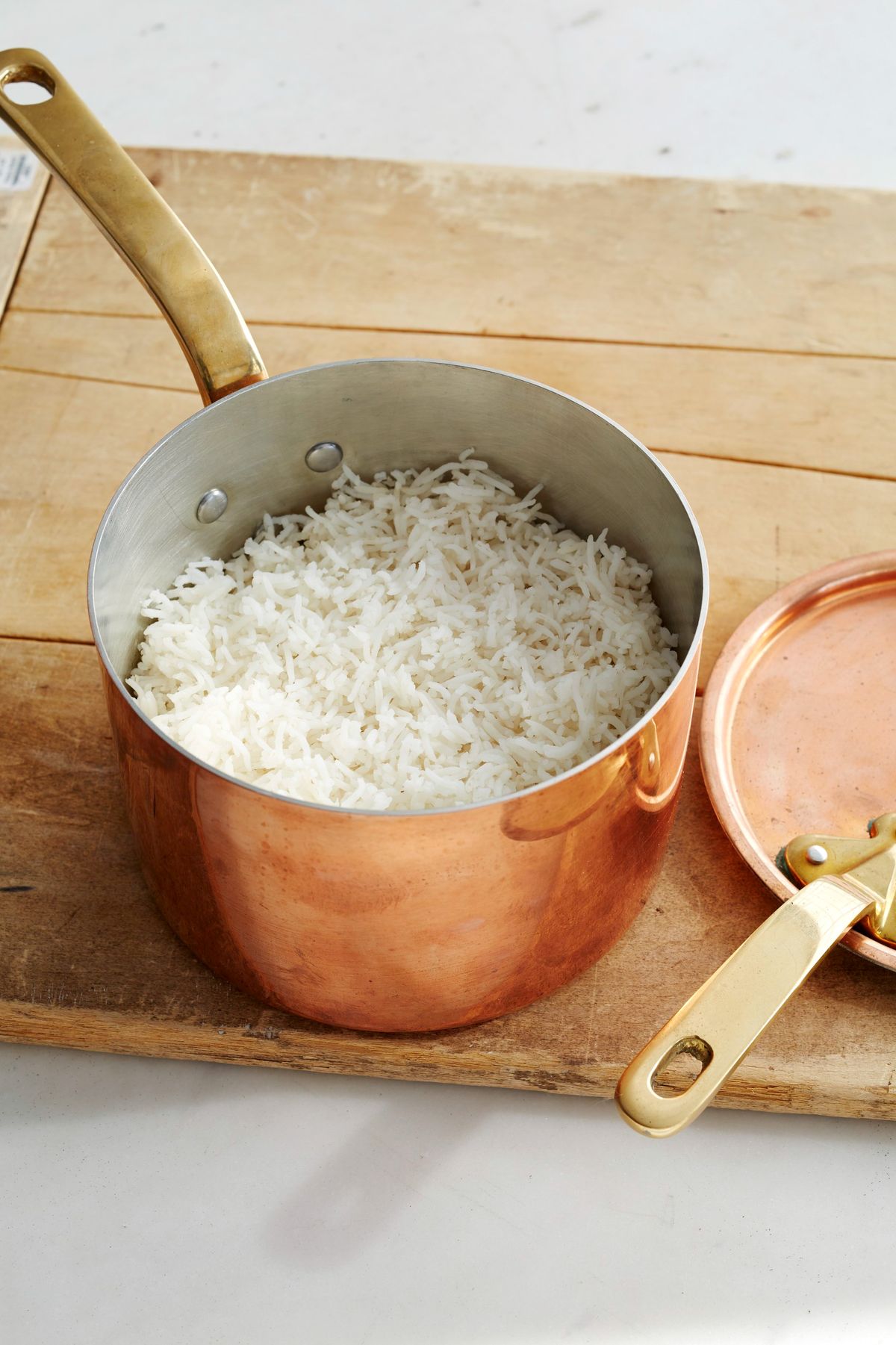 navaden riž basmati iz bakra