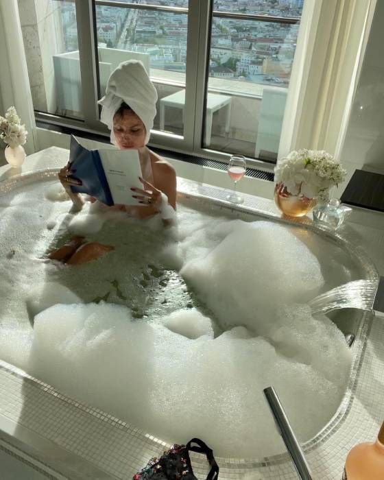 La bañera de Heidi Klum dentro de la mansión de Los Ángeles pertenece a Pretty Woman