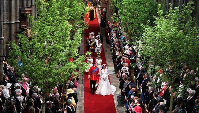 πρίγκιπας-william-kate-middleton-wedding-walk-διάδρομος
