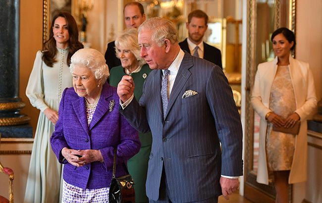 Αποκαλύφθηκε: 7 λέξεις που η βρετανική βασιλική οικογένεια δεν χρησιμοποιεί ποτέ