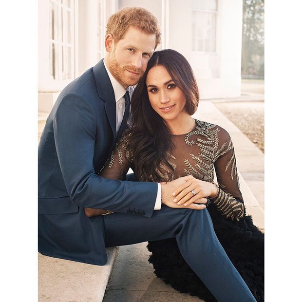 Prinz Harry und Meghan Markle verblüffen auf drei neu veröffentlichten Verlobungsfotos