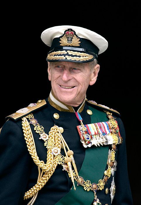 Philip 왕자의 왕실 표준 해독 – 그의 공식 깃발이 나타내는 것