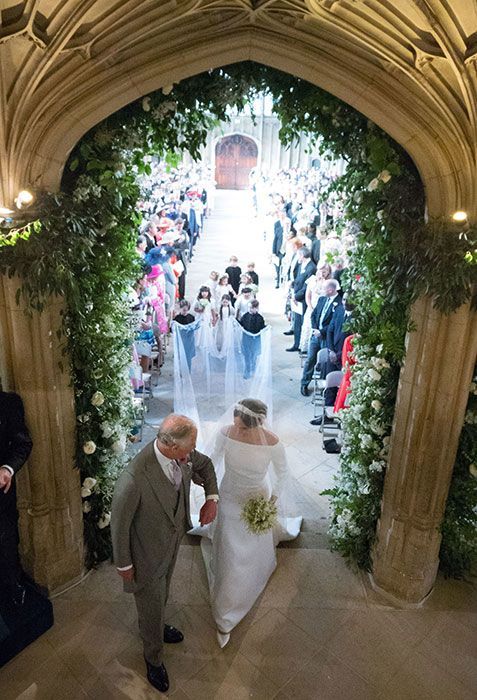 Prince-Charles-Meghan-poročni hodnik